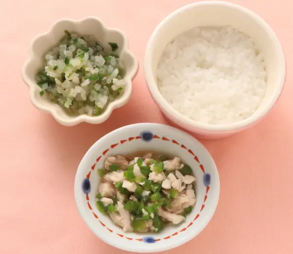 かじきとピーマンのケチャップ煮 もやしとにらのあえもの