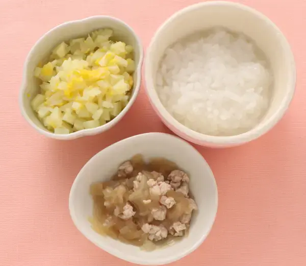 豚肉と玉葱のレンジ蒸し