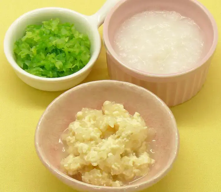 豆腐と玉葱のつぶしあえ