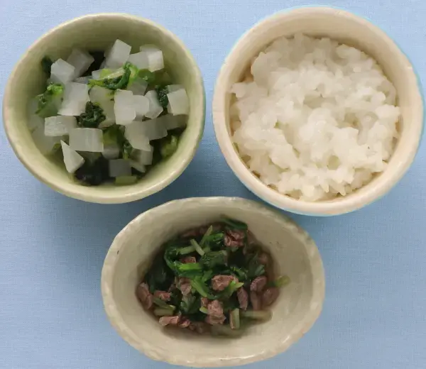 牛肉と水菜の煮もの 大根とレタスのやわらかあえ