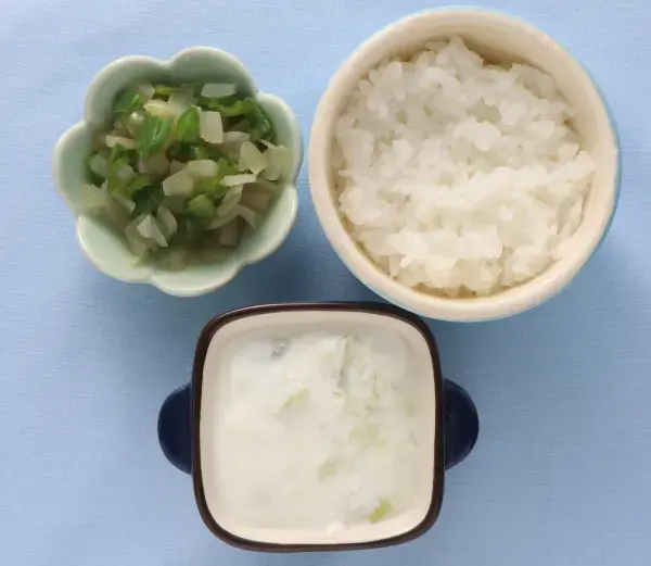 キャベツのヨーグルトサラダ