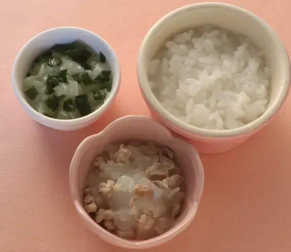 鶏肉と玉葱のレンジ蒸し