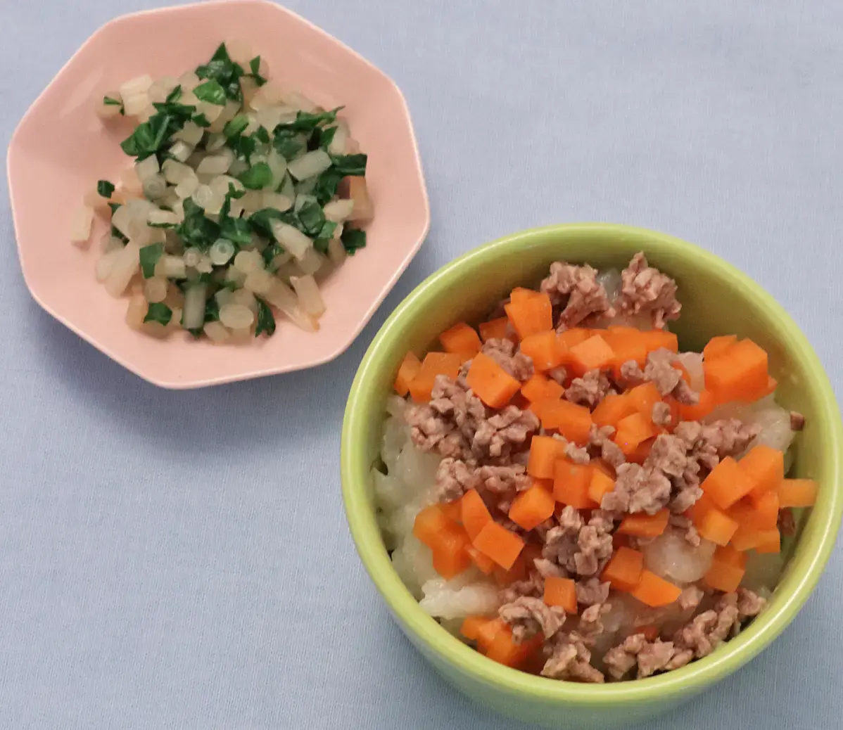 牛そぼろ丼 青菜ともやしのやわらかあえ