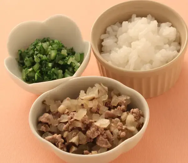 牛肉ときのこの煮もの