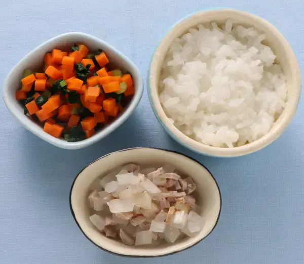豚肉と玉葱のレンジ蒸し