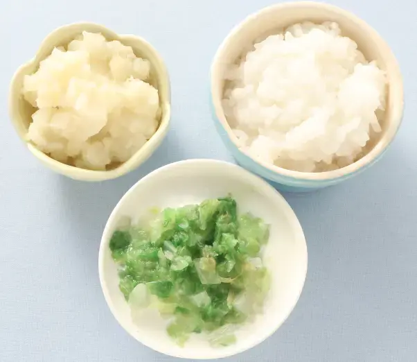 2色野菜のヨーグルトサラダ つぶしポテト