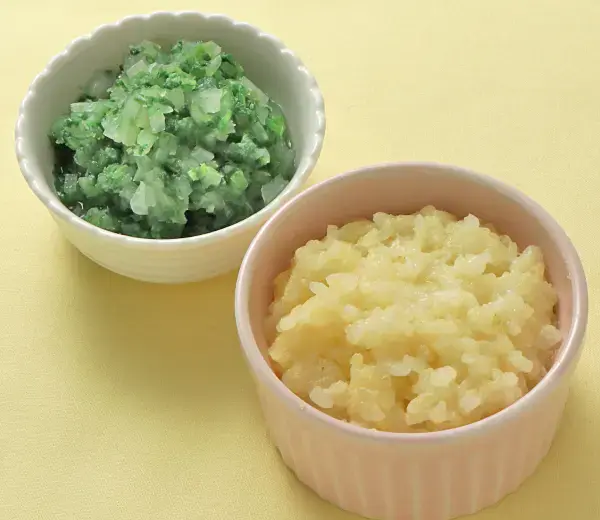 卵がゆ 玉葱とレタスのやわらか煮