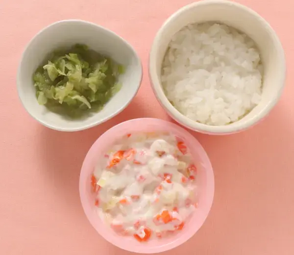 二色野菜のヨーグルトあえ