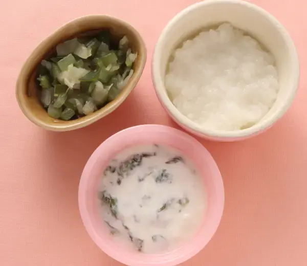 レタスのヨーグルトサラダ アスパラと玉葱のやわらかあえ