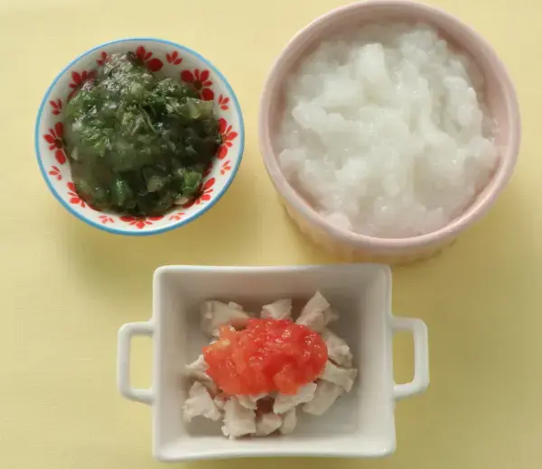 チキンのトマトソースがけ やわらかレタス