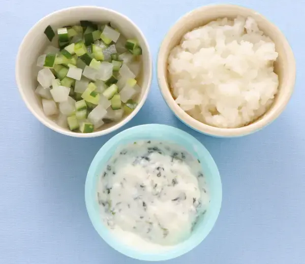 レタスのヨーグルトあえ 野菜のケチャップ煮