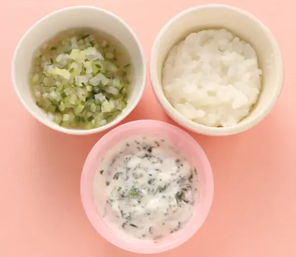 レタスのヨーグルトあえ
