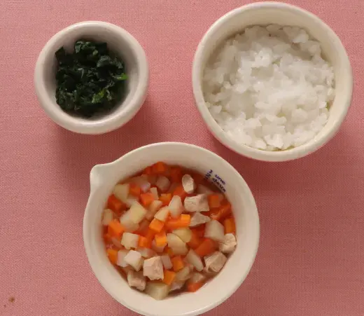 鶏肉とじゃが芋のケチャップ煮