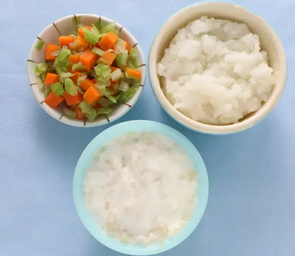 切干大根のヨーグルトあえ キャベツと人参のやわらか煮