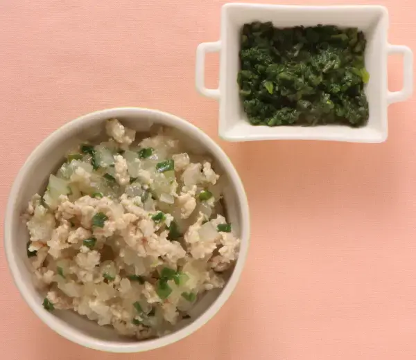 鶏そぼろ丼 レタスのやわらか煮
