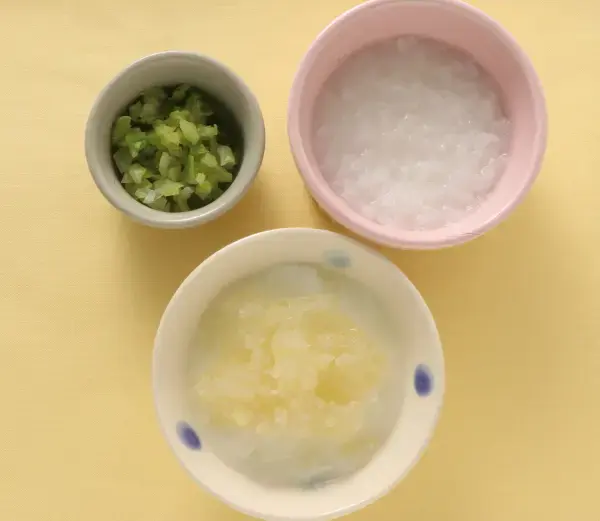 ヨーグルト きざみ玉葱のせ きざみキャベツ