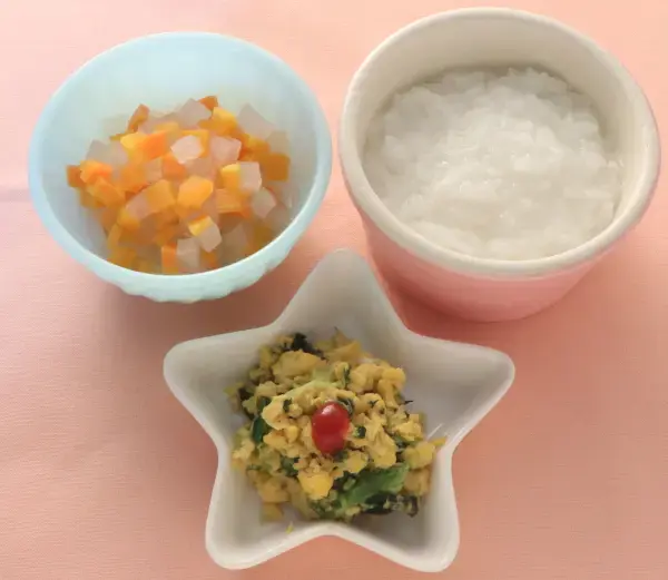 青菜のオムレツ風 大根と人参のやわらか煮