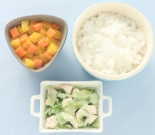 鶏肉とキャベツのレンジ蒸し
