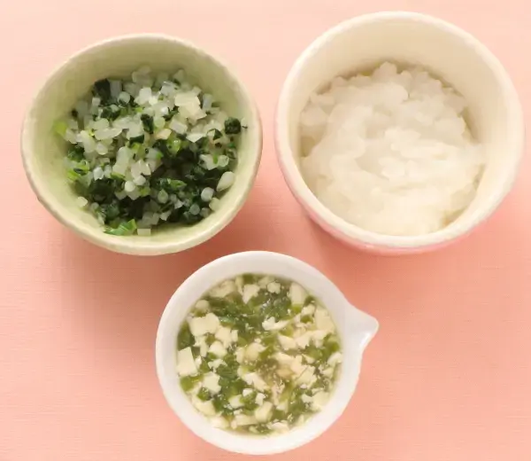 豆腐とピーマンのとろみ煮 青菜ともやしのあえもの