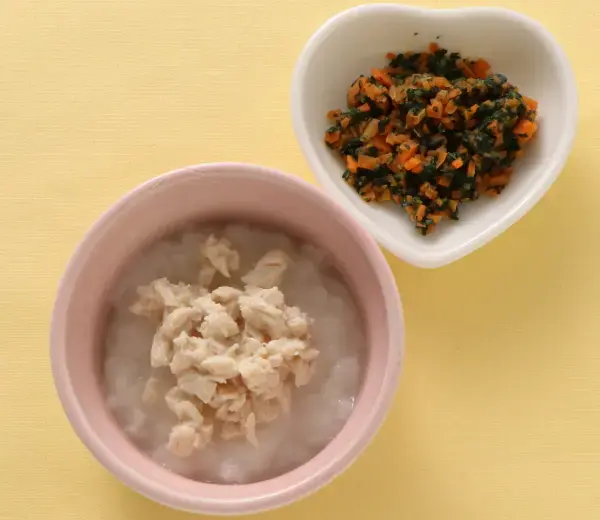 鶏丼 チンゲン菜と人参の煮もの