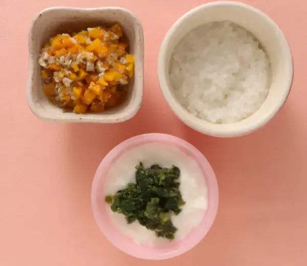 ヨーグルト レタスのせ かぼちゃときのこの煮もの