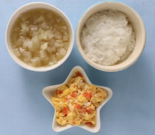 トマトのオムレツ風