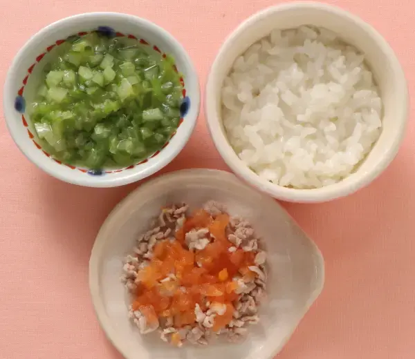 豚肉のトマトソースがけ レタスと胡瓜のやわらか煮