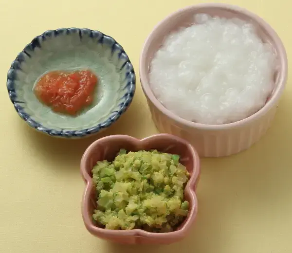 キャベツの黄身あえ やわらかミニトマト