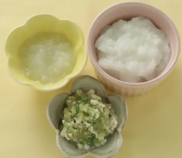 レタスの白あえ風 つぶし玉葱