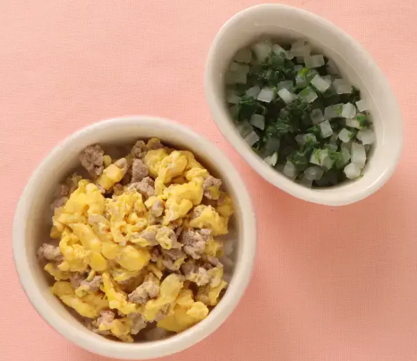 豚たま丼 大根とレタスのおひたし
