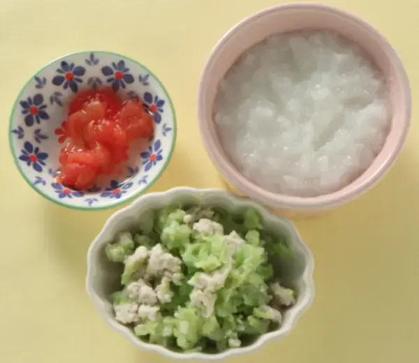 鶏肉と白菜のレンジ蒸し やわらかミニトマト