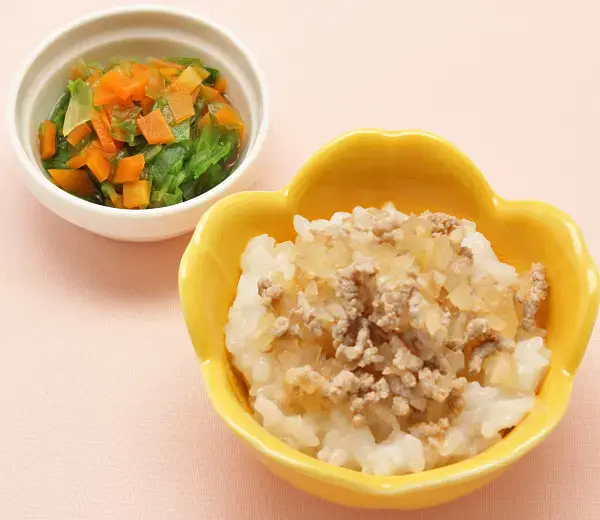 豚そぼろ丼 野菜の煮びたし