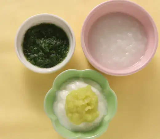 ヨーグルト 白菜ペーストのせ やわらかレタス
