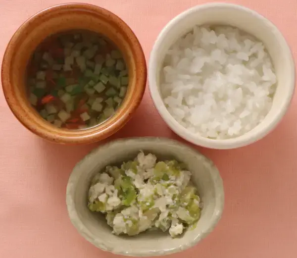 レタスの白あえ風 トマトと胡瓜のスープ