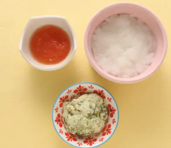 レタスの白あえ風 やわらかトマト